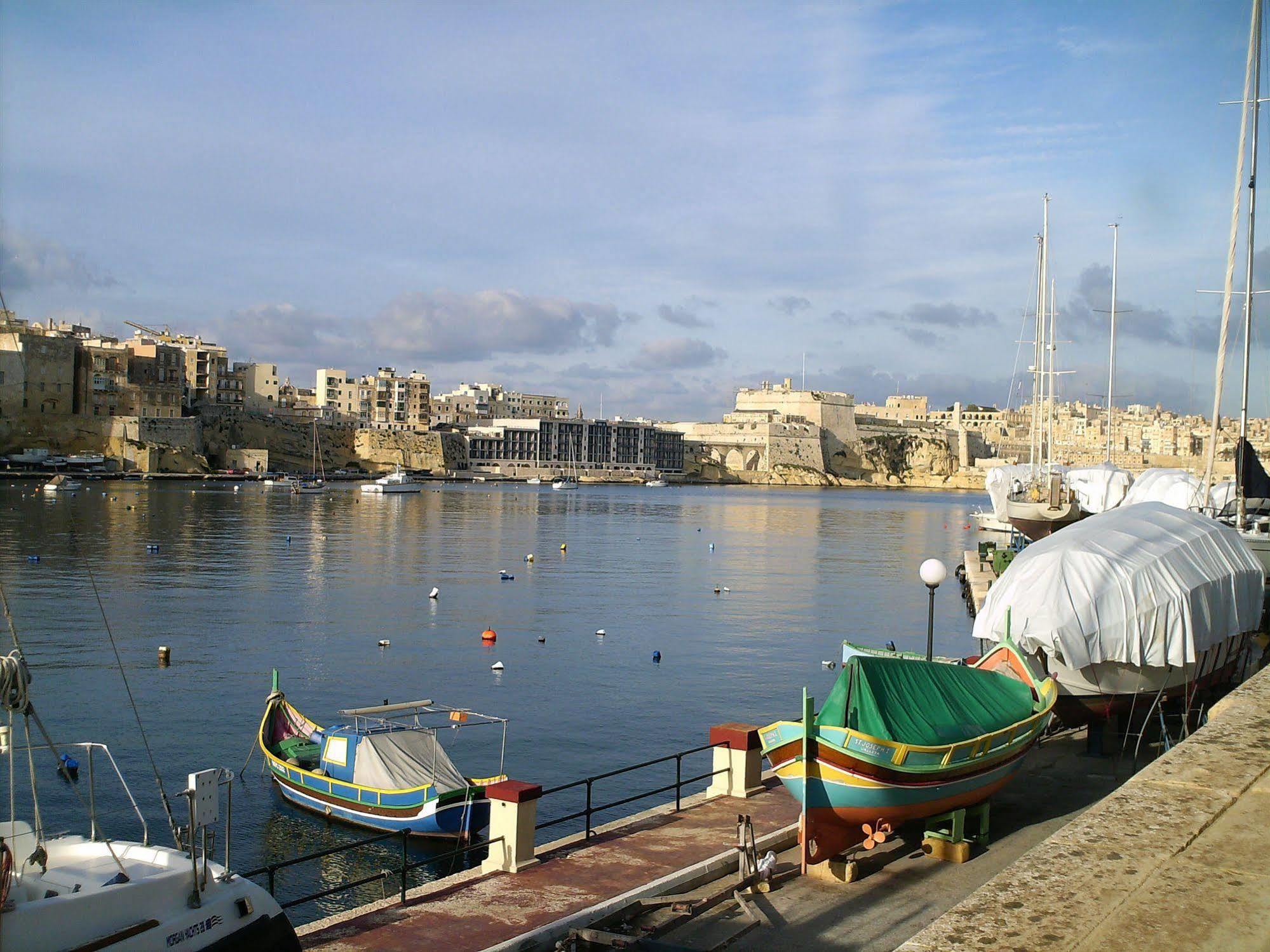 Villa Del Porto Kalkara Bagian luar foto
