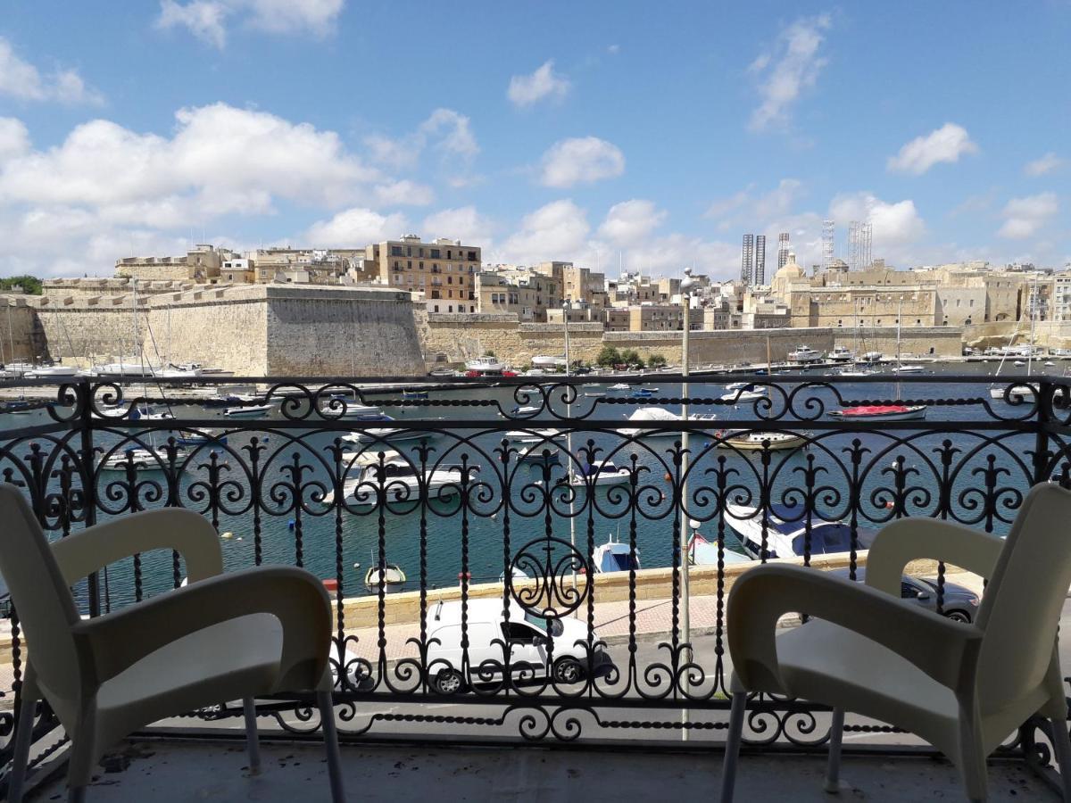 Villa Del Porto Kalkara Bagian luar foto