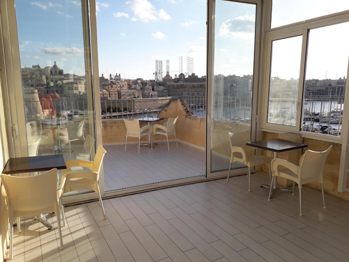 Villa Del Porto Kalkara Bagian luar foto